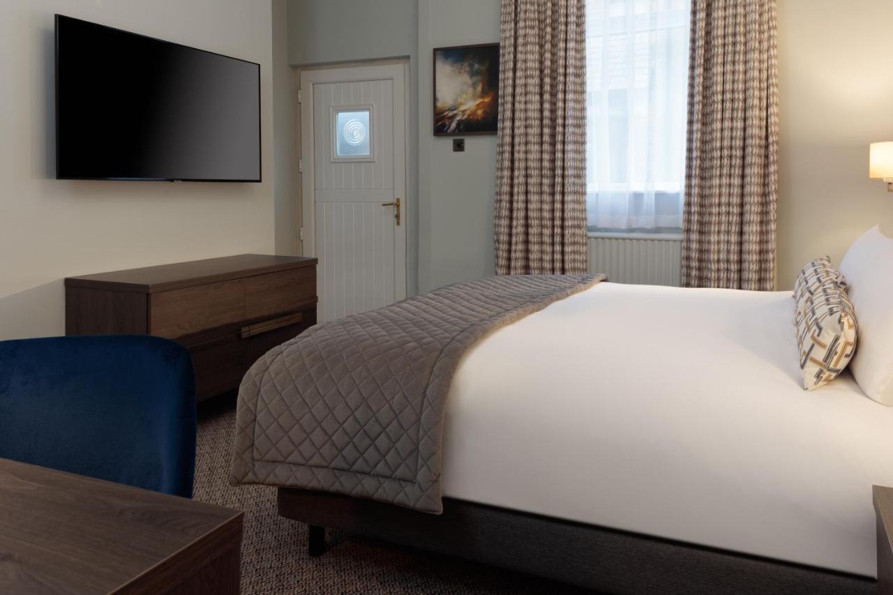 Mercure Blackburn Dunkenhalgh & Hotel 4*
